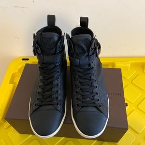 Louis Vuitton Bell Ted Leather Sneakers